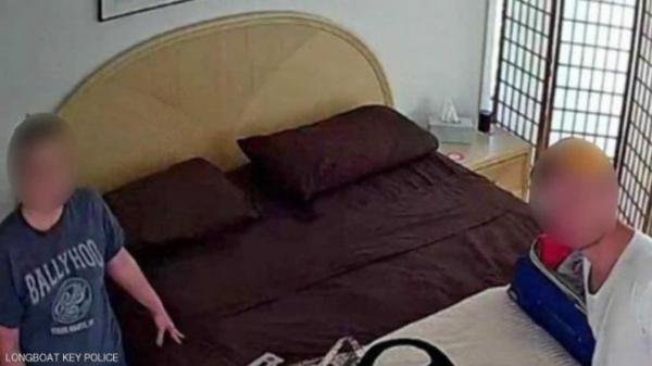 ردوا البال..زوجان يكتشفان كاميرا داخل غرفة نوم شقة اكتروها عبر موقع إلكتروني معروف