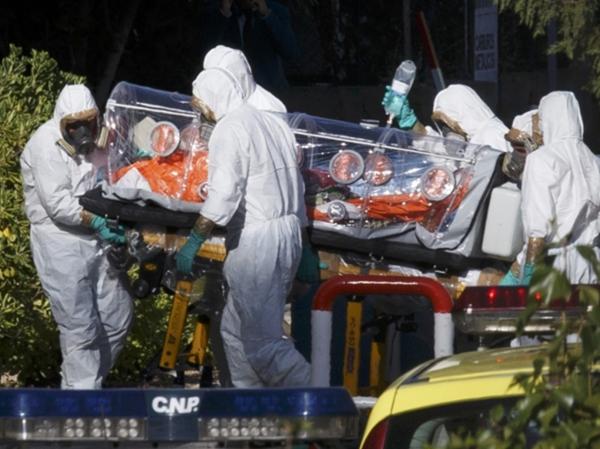 الاشتباه في حالة إصابة جديدة بفيروس إيبولا في إسبانيا