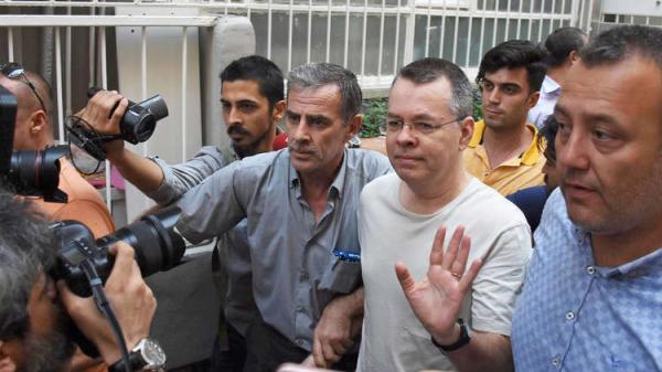 محكمة تركية ترفض مجددا الإفراج عن القس الأمريكي آندرو برانسون
