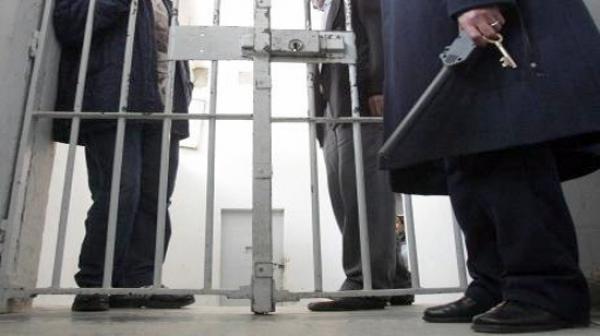مندوبية السجون توضح حقيقة دخول 60 سجينا في إضراب عن الطعام بسجن بفاس