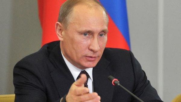 بوتين يقلص راتبه 10% لمواجهة أزمة بلاده