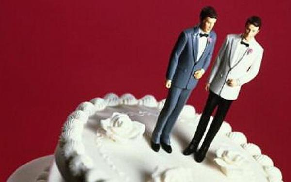 المحكمة العليا تشرع زواج المثليين في سائر أنحاء الولايات المتحدة