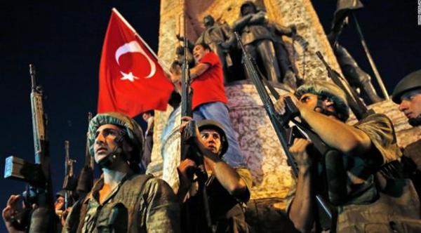 تركيا: إقالة 1112 موظفاً بمديرية الشؤون الدينية منذ محاولة الانقلاب