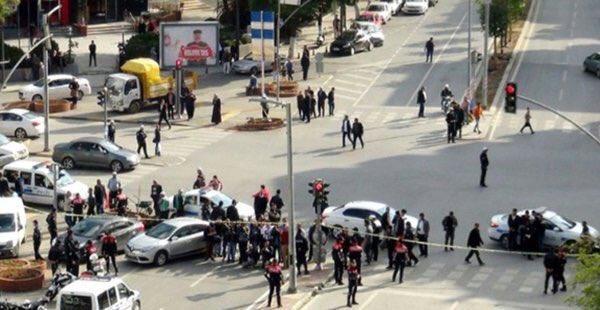 انفجار سيارة مفخخة ومقتل شرطي في تركيا