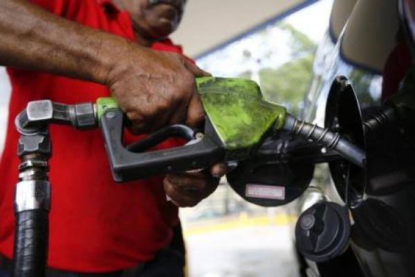 أسعار النفط : برنت ينزل عن 88 دولارا بعد خفض توقعات وكالة الطاقة للطلب العالمي