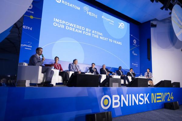 اختتام المنتدى الدولي الثاني للشباب النووي "أوبنينسك NEW 2024"