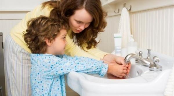 هل غسل اليدين بدون صابون غير مفيد؟