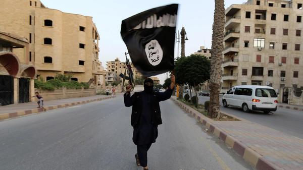 البحرين تؤكد مشاركتها في ضرب "داعش" في سوريا