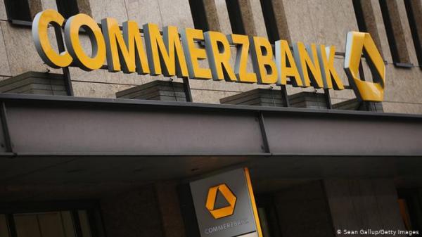 أربعة لصوص مقنعين يفرغون خزائن مصرف برليني في مشهد هوليودي