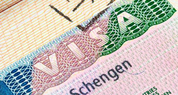 السعودية تبحث تسهيل دخول مواطنيها إلى دول شنغن دون تأشيرة