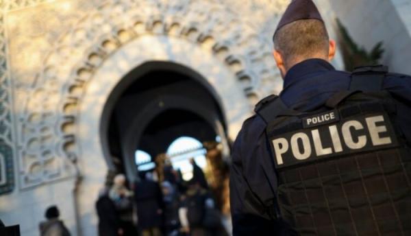 السلطات الفرنسية تثير غضب المسلمين بعد أقدامها على إغلاق مسجد بشكل نهائي لهذا السبب