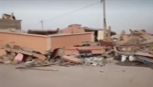 الزلزال المدمر يأتي على قرية بأكملها بمنطقة إمليل(فيديو)