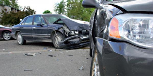 حادث اصطدام بين 4 سيارات كانت في طريقها الى أكادير يخلف 7 مصابين