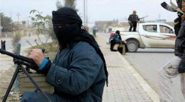 مقتل 20 باشتباكات بين داعش وجماعة إرهابية في ليبيا