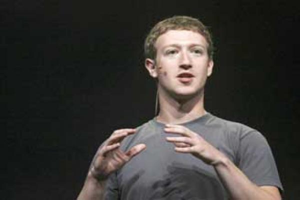اتهامات لرئيس فيسبوك "باستغلال سلطته وممارسة الرقابة"