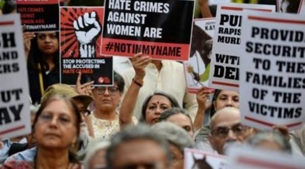 فتاة في الهند يغتصبها 40 رجلاً خلال 4 أيام