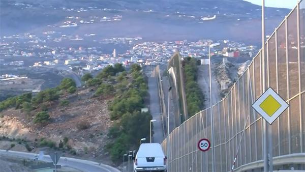 اتهامات للسلطات الاسبانية بالسعي لاحتلال أراضي مغربية قرب مليلية