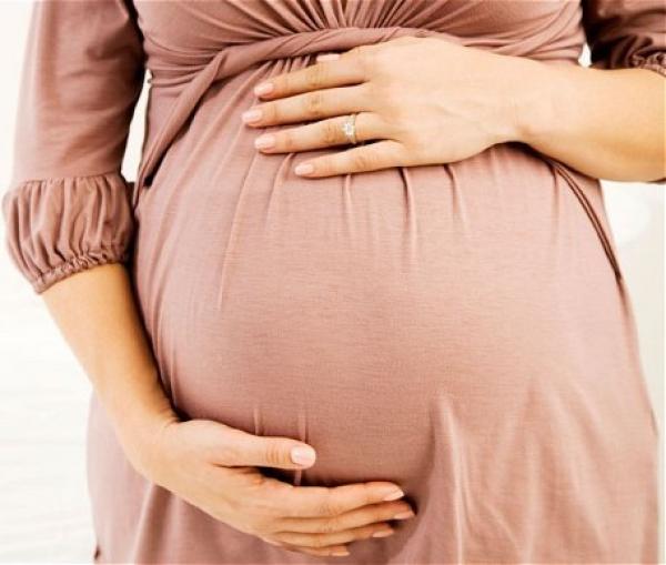 تخلصي من حُرقة المعدة خلال شهور الحمل