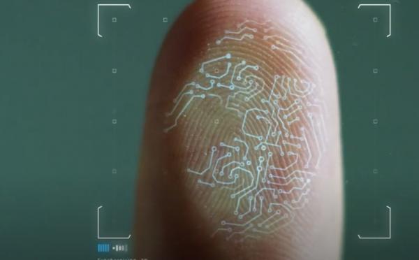 بالفيديو..باحثون يطورون تقنية لإرسال المعلومات عن طريق لمسة من أصابع اليد