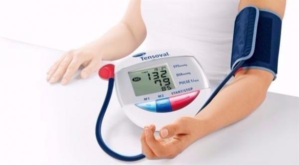 أجهزة قياس ضغط الدم في المنزل قد لا تكون دقيقة