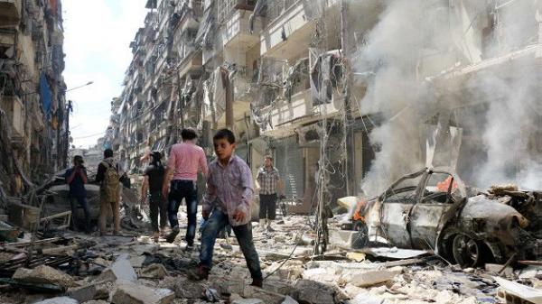 طائرات روسية وسورية تقصف المخابز في حلب