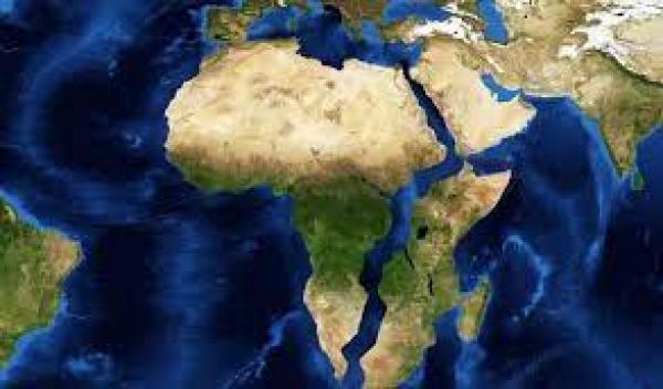 عالم جيولوجيا يحذر من محيط سيقسم أفريقيا إلى شطرين