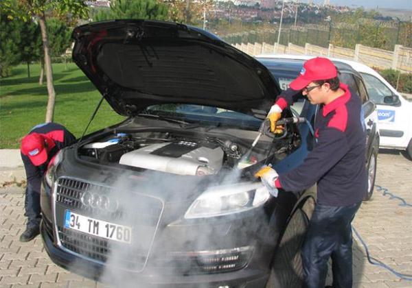 هل يفيد غسل محرك السيارة من وقت إلى آخر؟