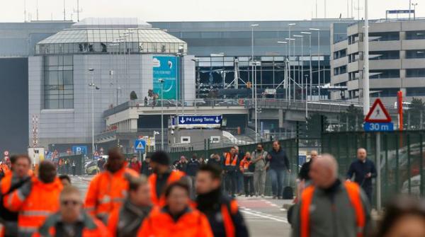 بلجيكا : السجن ما بين ستة أشهر وخمس سنوات لكل شخص يحاول الدخول بدون إذن إلى البنيات التحتية المينائية