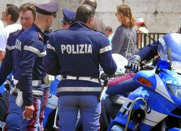 الشرطة الايطالية تلقي القبض على قاصرين أحرقا مهاجرا مغربيا داخل سيارته