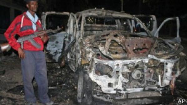 الصومال: مقتل 4 في انفجار سيارة مفخخة في مقديشو
