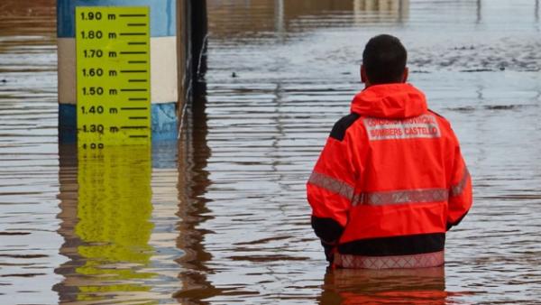 بالفيديو: فيضانات عارمة تُغرق شرق إسبانيا وتتسبب في وقوع قتلى