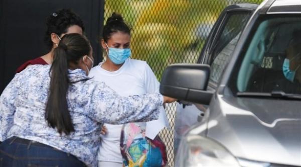 إطلاق سراح شابة اتهمت بإجهاض جنينها قبل نحو تسع سنوات في السلفادور