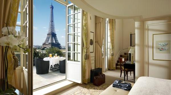 تخفيضات حتى 45% على أسعار غرف فنادق باريس.. بسبب الإرهاب