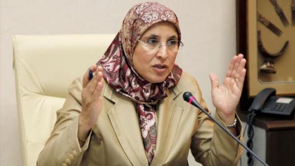 الحقاوي : حزب "البيجيدي"  لا يشترط على النساء المنخرطات فيه ارتداء الحجاب