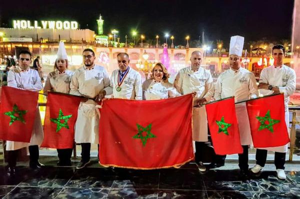 بالصور..المغرب يفوز بالميدالية الذهبية لمهرجان الطبخ بمصر