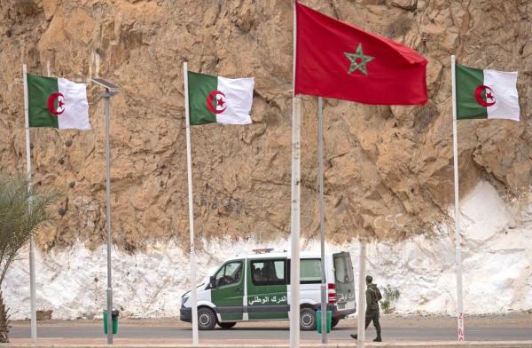 هل يكون إشارة إلى نهاية الأزمة مع المغرب.. ما هي خلفيات قرار تغيير قنصلي "الجزائر" بوجدة والبيضاء؟