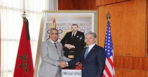 هذه دلالات زيارة مدير مكتب التحقيقات الفدرالي الأمريكي المغرب ولقائه "عبد اللطيف حموشي"