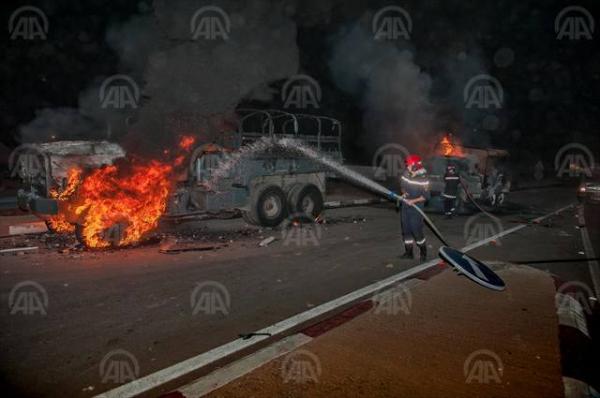 مجهولون يضرمون النار في شاحنات تابعة للدرك الملكي بمدخل مدينة الحسيمة