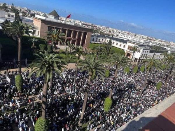 وزارة الداخلية تتخذ قرارا جديدا بخصوص وقفات ومسيرات الأساتذة الاحتجاجية