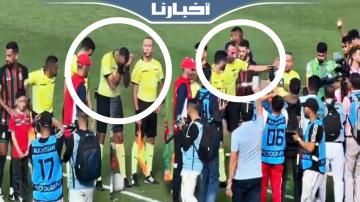 بالدموع.. لحظة تكريم الحكم محمد النحيح قبل انطلاق مباراة المغرب التطواني والجيش الملكي