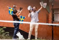 السويد تصدم اللاجئ العراقي الذي أقدم على حرق القرآن الكريم تزامنا مع عيد الأضحى