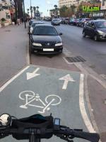 عندما تسود الفوضى بالمدينة الذكية: طريق الدراجات تحتله السيارات