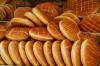 استعمال مادة "مجهولة" لتضخيم حجم الخبز يهدد صحة المغاربة