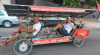 مغامران مغربيان ينجحان في قطع المسافة الفاصلة بين المملكة والإمارات على متن دراجة "شمسية"