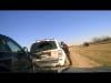 شرطي أمريكي ينجو بأعجوبة بعد حادث سير (فيديو)