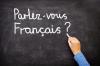 "لوموند" تدق ناقوس الخطر بخصوص مستقبل اللغة الفرنسية لدى الشباب المغربي