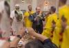 بالفيديو.. مغاربة "الجزيرة" يقيمون حفل وداع يليق بالإعلامي "عبد الصمد ناصر"